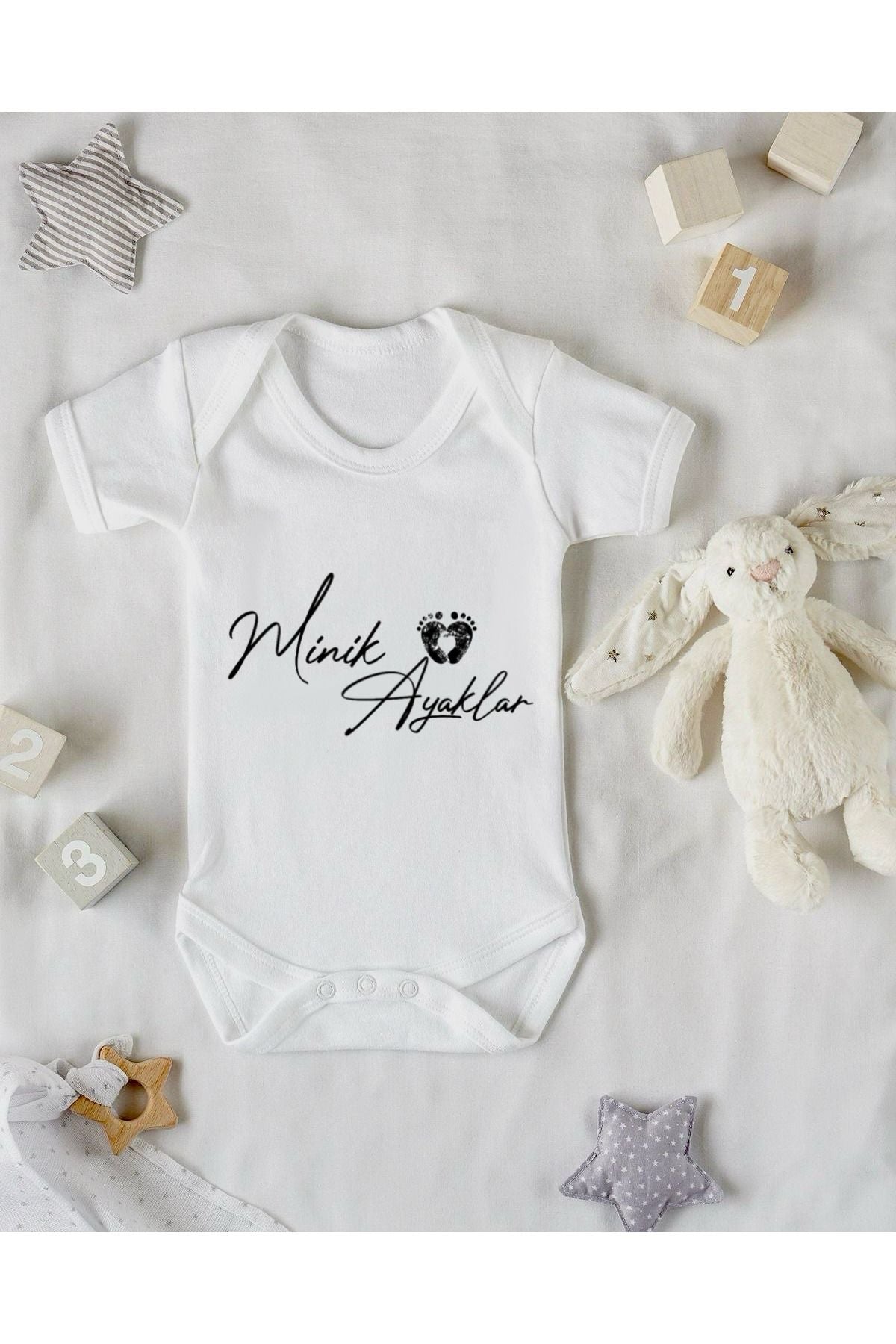 Minik Ayaklar Baskılı Bebek Zıbını