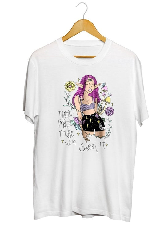 Seeker Of Magic Baskılı Unisex Tişört