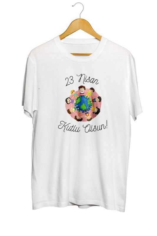 23 Nisan Kutlu Olsun Baskılı Unisex Tişört