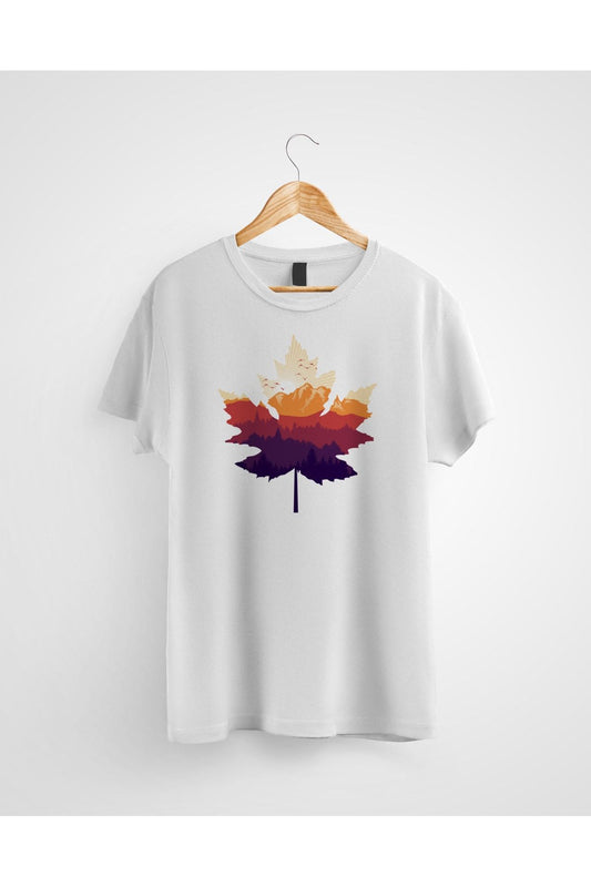 Unisex Beyaz Yaprağa Saklanan Dağ Tasarımlı Baskılı Tshirt